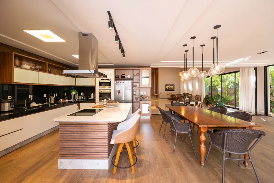 Casa térrea de alto padrão no Jardins Munique. - foto 3