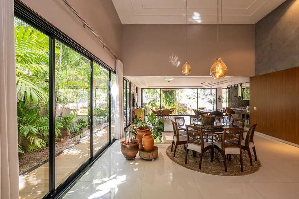 Casa térrea de alto padrão no Jardins Munique. - Condomínio Jardins Munique, Goiânia